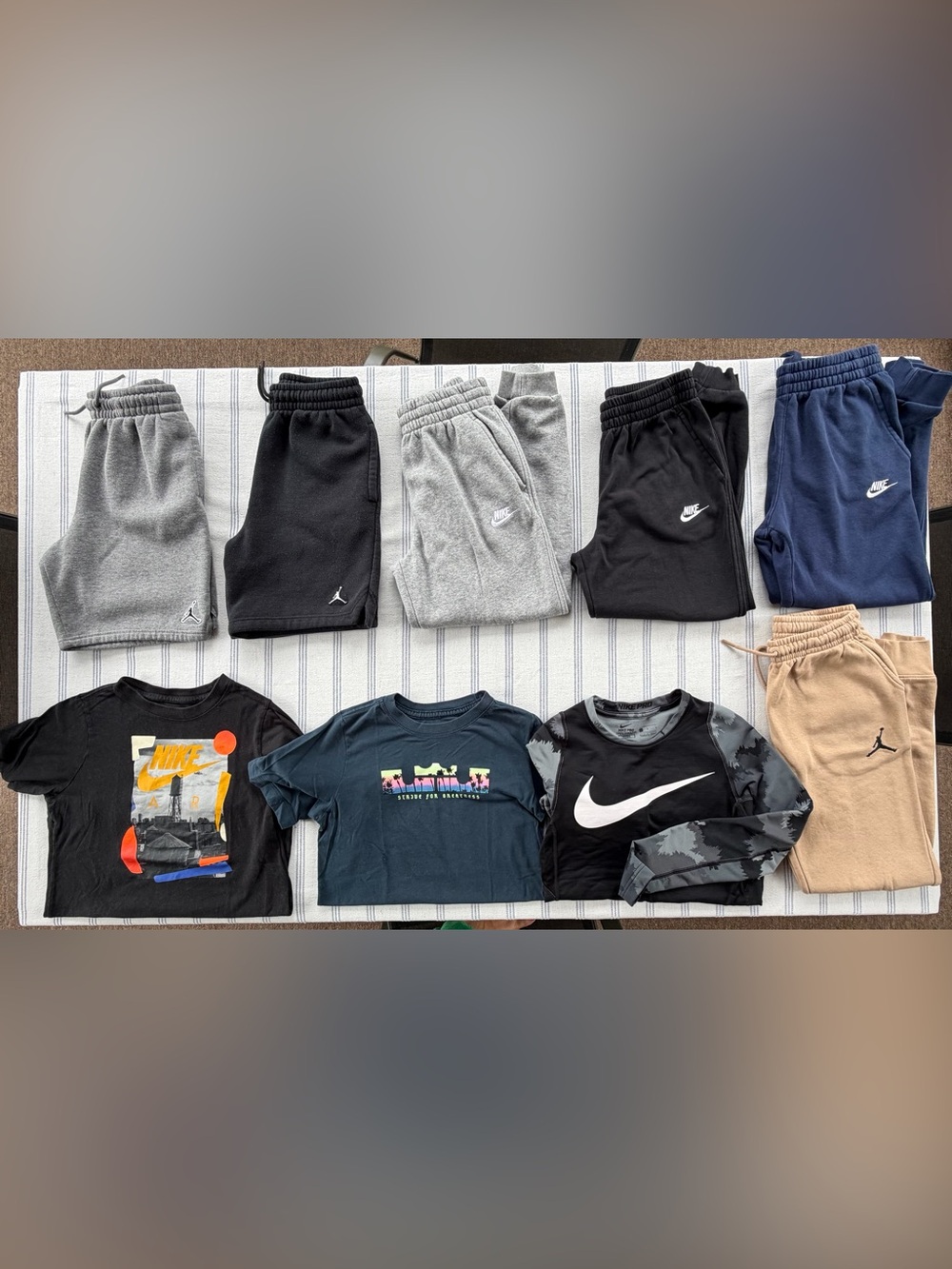 9 pc lot of NIKE (size large)